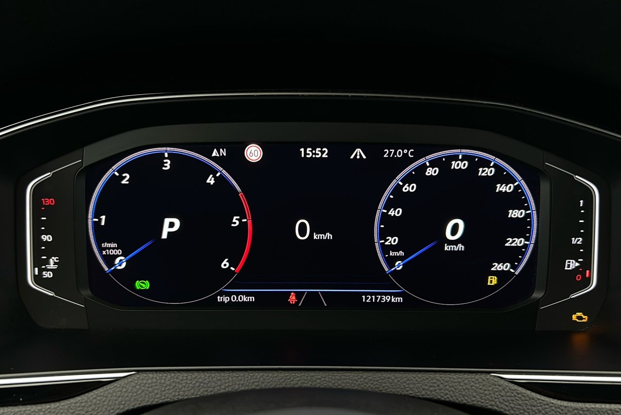 Volkswagen Passat 2022, bild 7/10