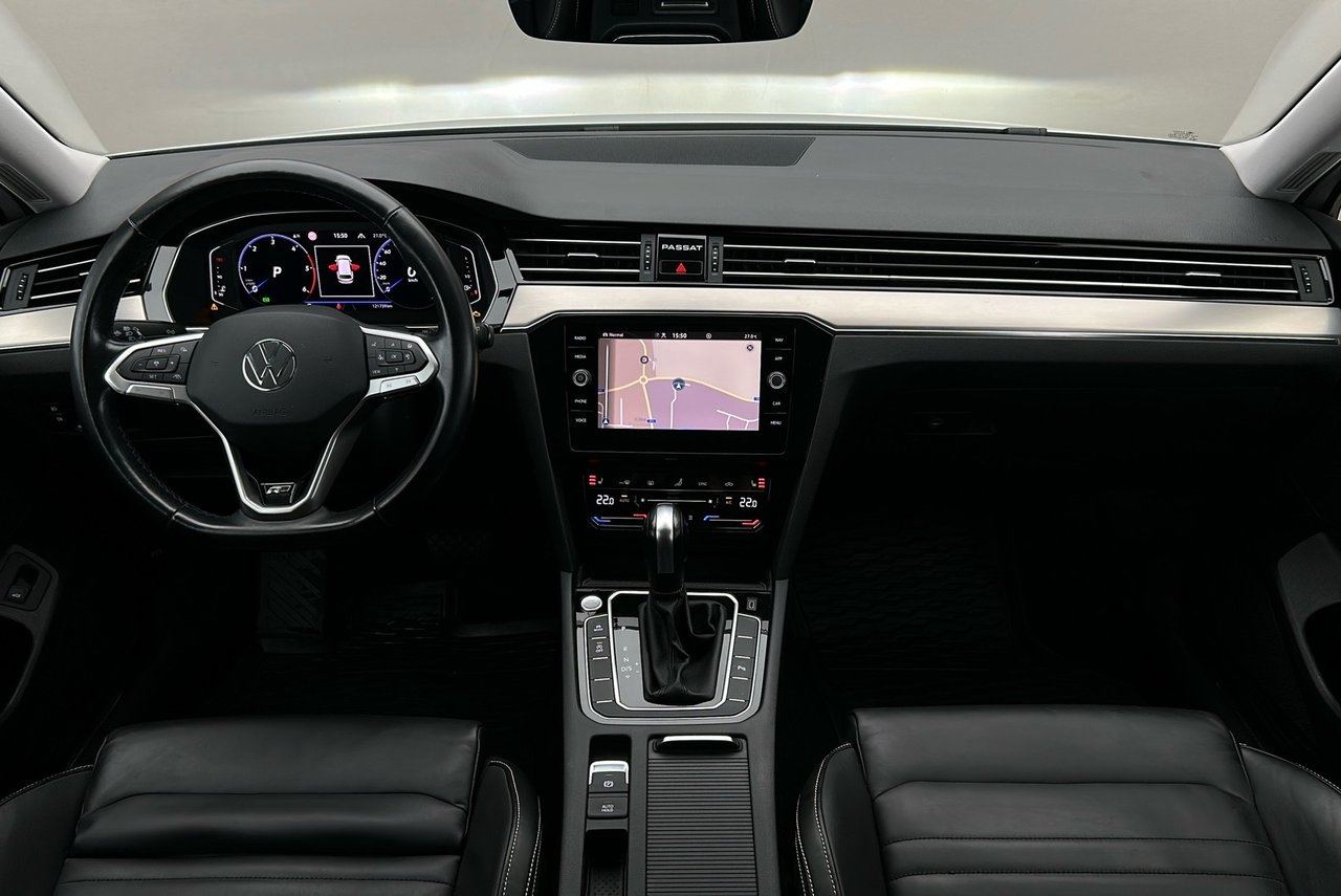 Volkswagen Passat 2022, bild 6/10