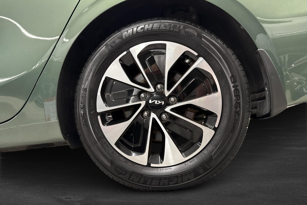 Kia Ceed 2023, photo 5/9