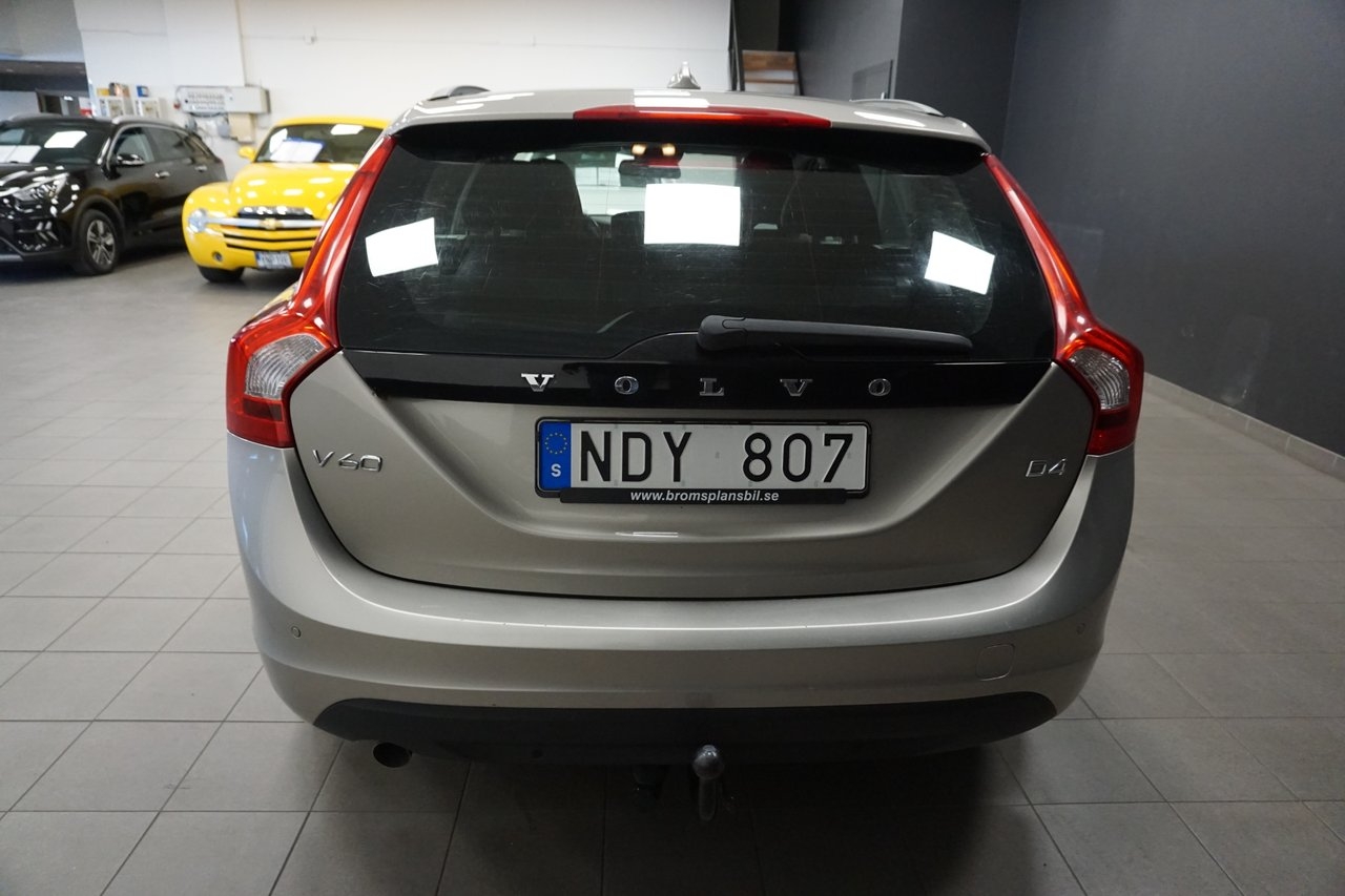Volvo V60 D4 Momentum Euro 5 2013, bild 7/10