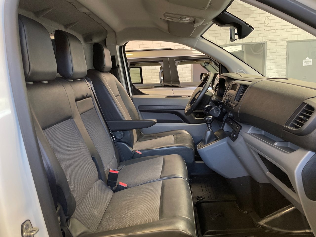 Peugeot Expert 2018, bild 7/10