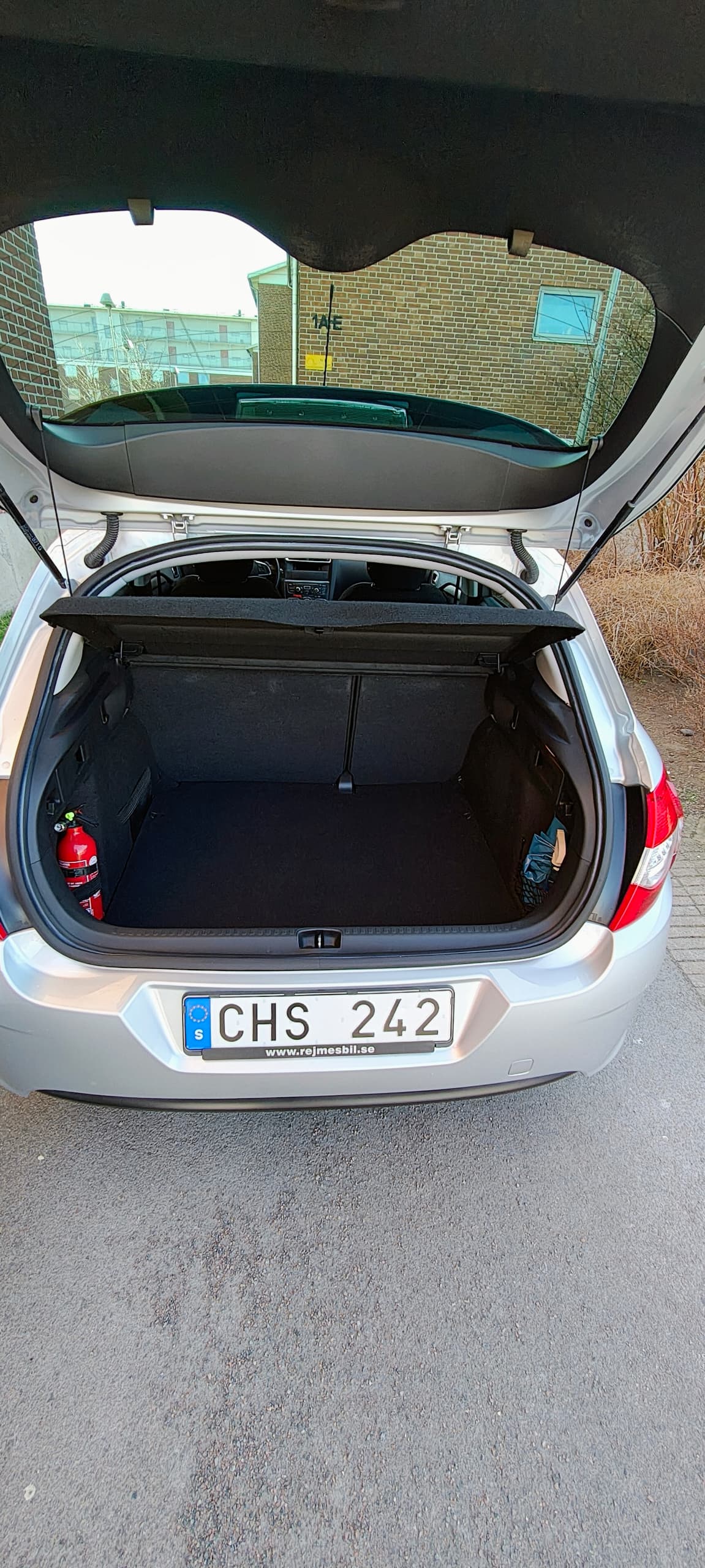 Citroen C4 1.6 e-HDi Airdream EGS 2011, photo 6/10