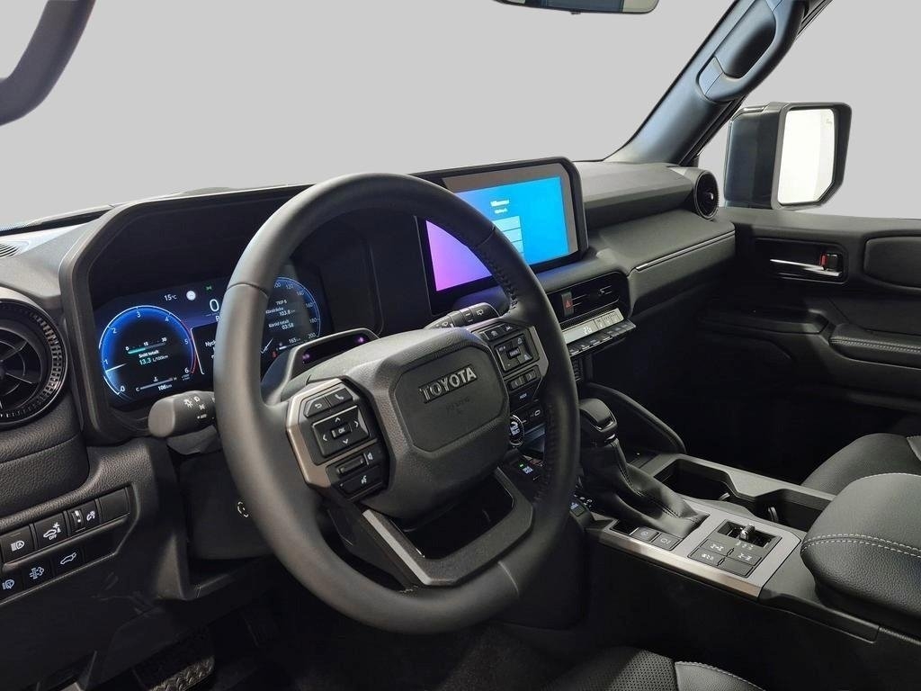 Toyota Land Cruiser 2026, photo 7/23