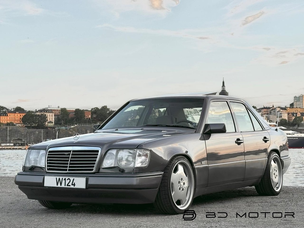 Mercedes-Benz E