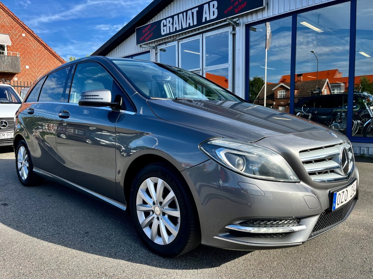 Mercedes-Benz B