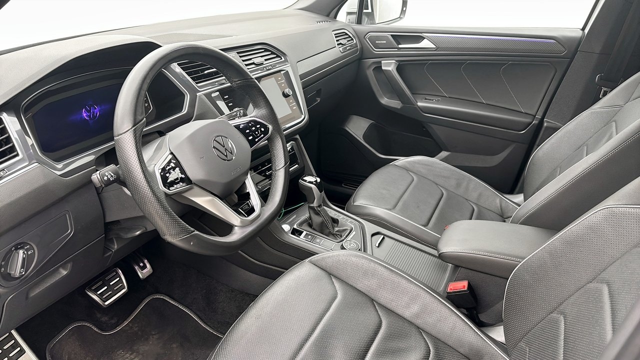 Volkswagen Tiguan Allspace 2023, photo 7/12