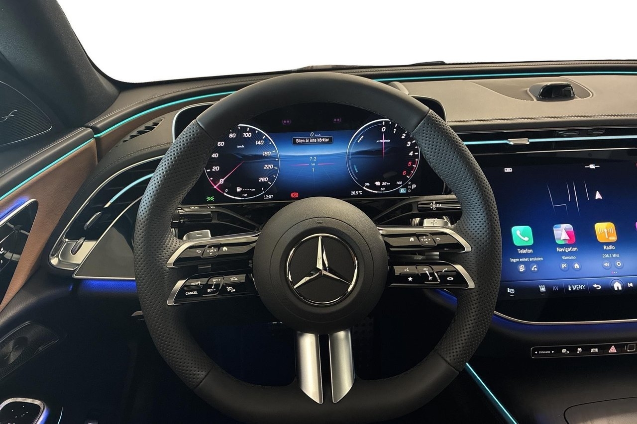 Mercedes-Benz E 300de 4MATIC Sedan AMG 2026, photo 7/10