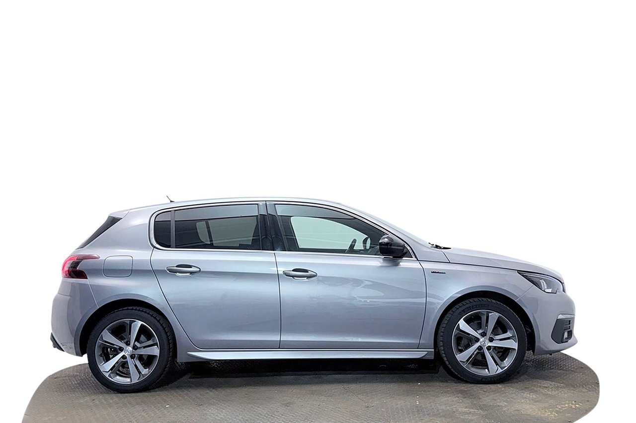 Peugeot 308 2018, photo 5/10
