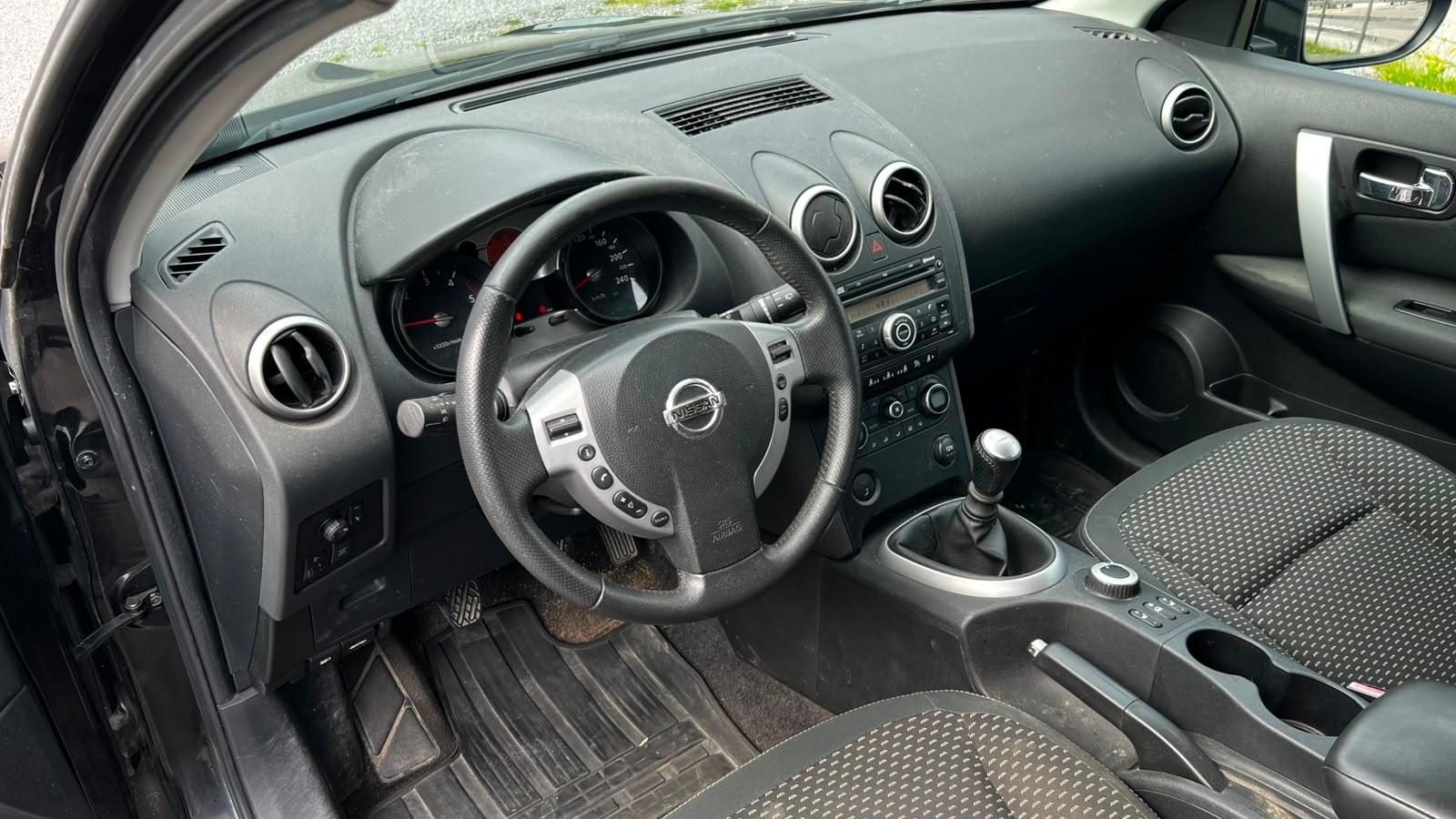 Nissan Qashqai 2.0 dCi DPF 4x4 Manuell 2009, bild 6/7