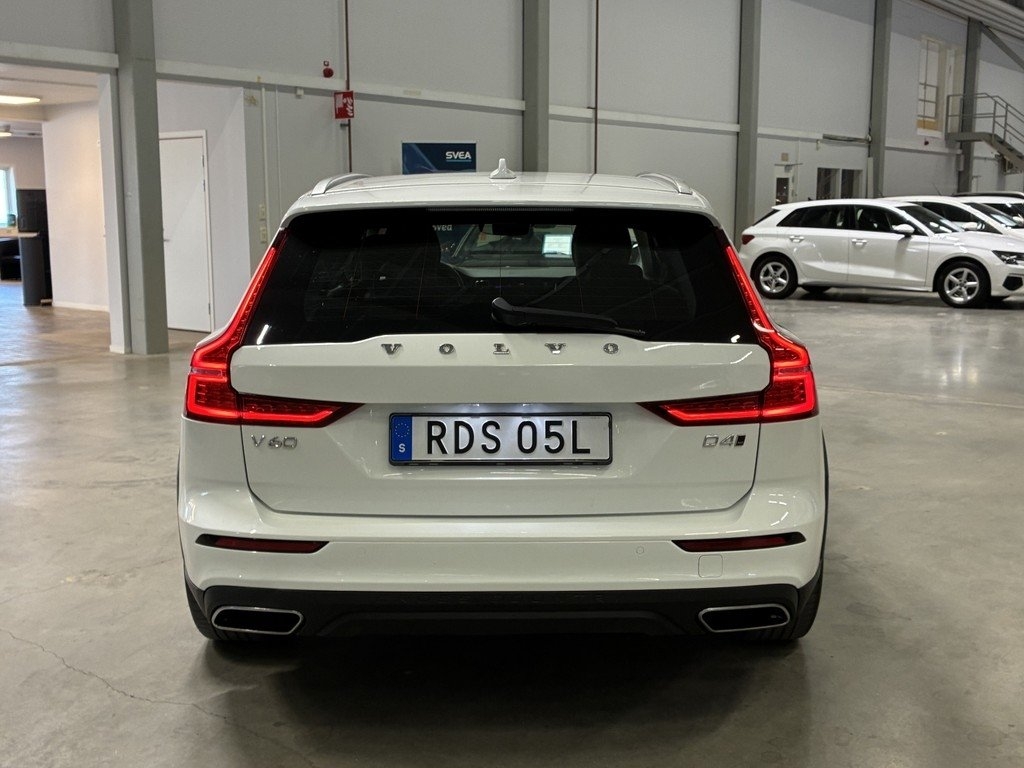 Volvo V60 Cross Country D4 AWD Aut 2020, photo 4/10