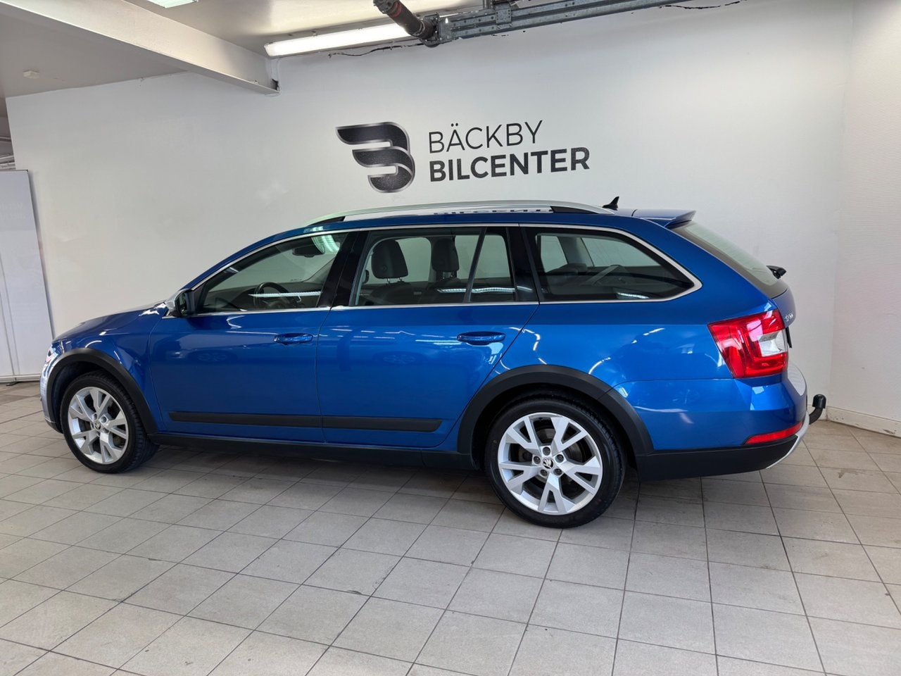 Skoda Octavia 2015, bild 3/10