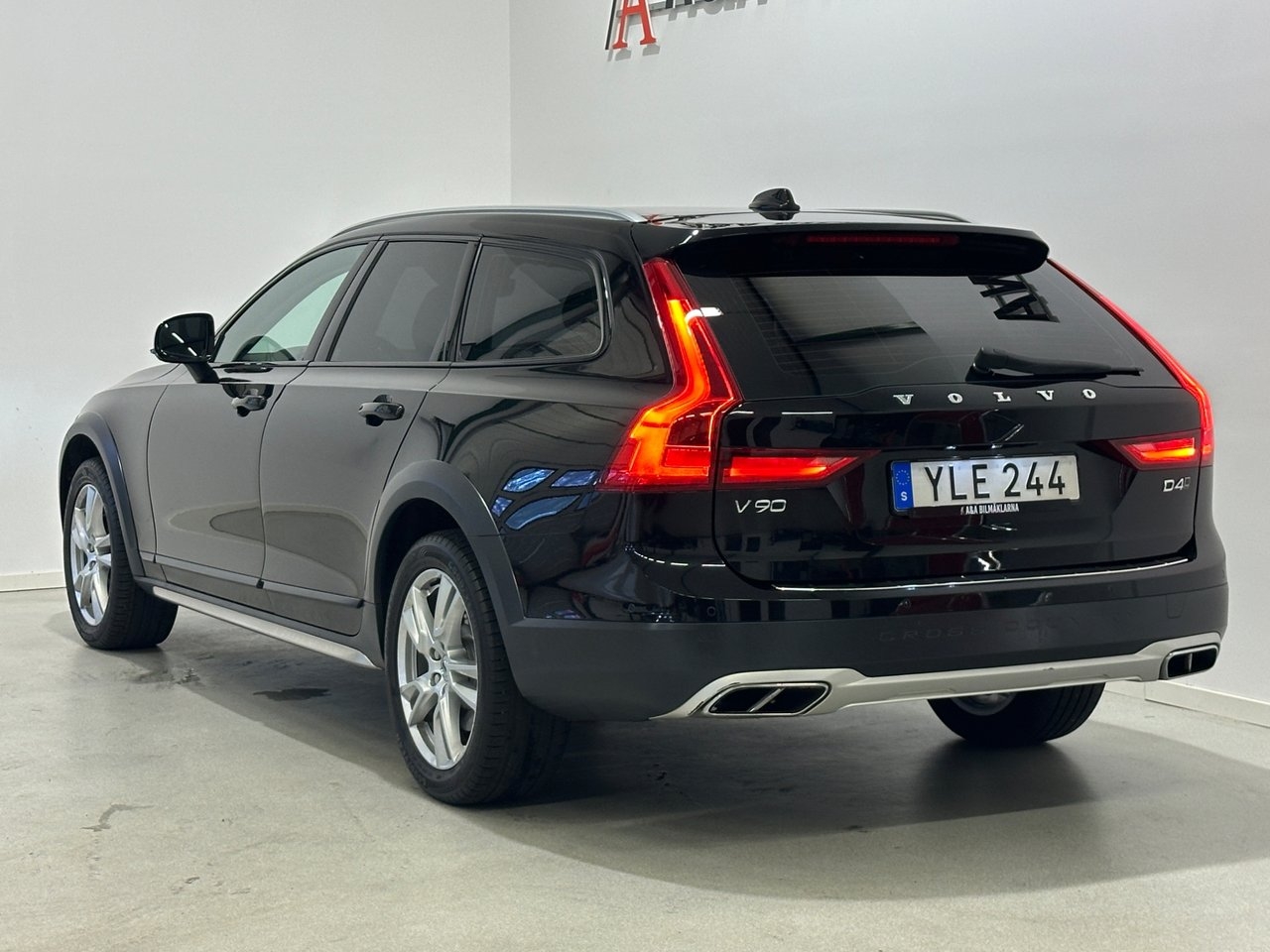 Volvo V90 Cross Country 2017, bild 6/10