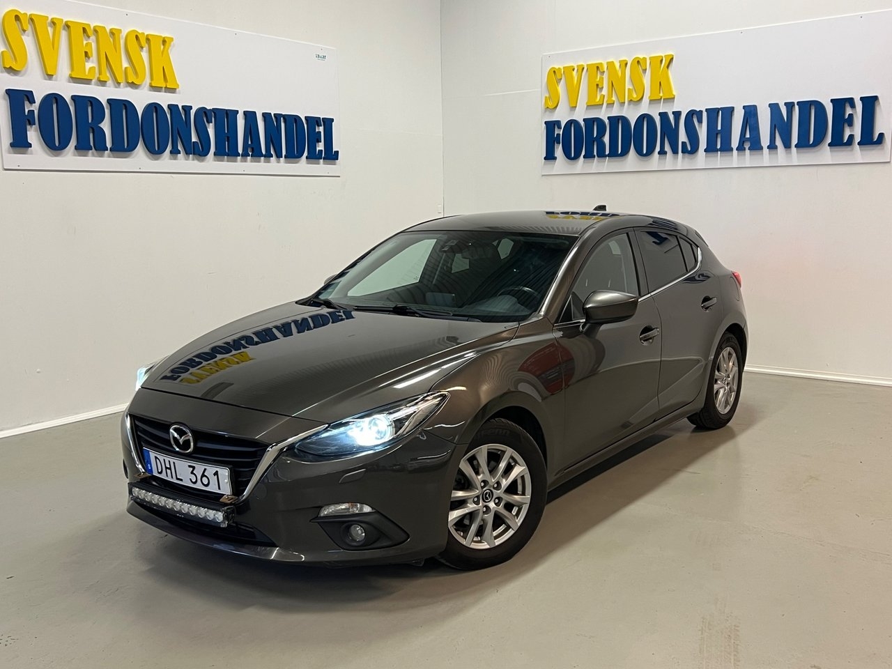 Mazda 3 Sport 2.2 SKYACTIV-D Automat 2014, photo 2/30