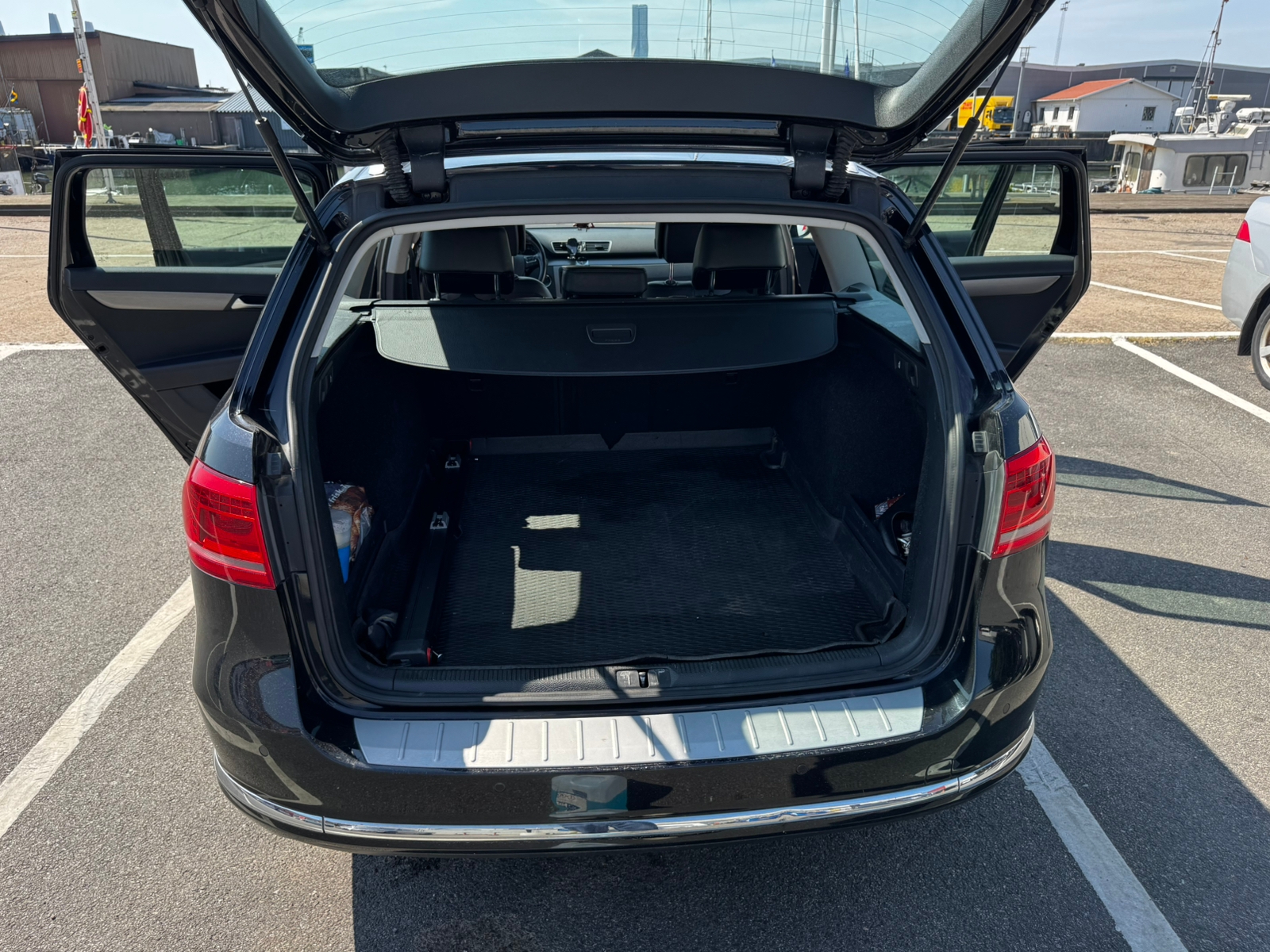 Volkswagen Passat 2011, bild 7/9