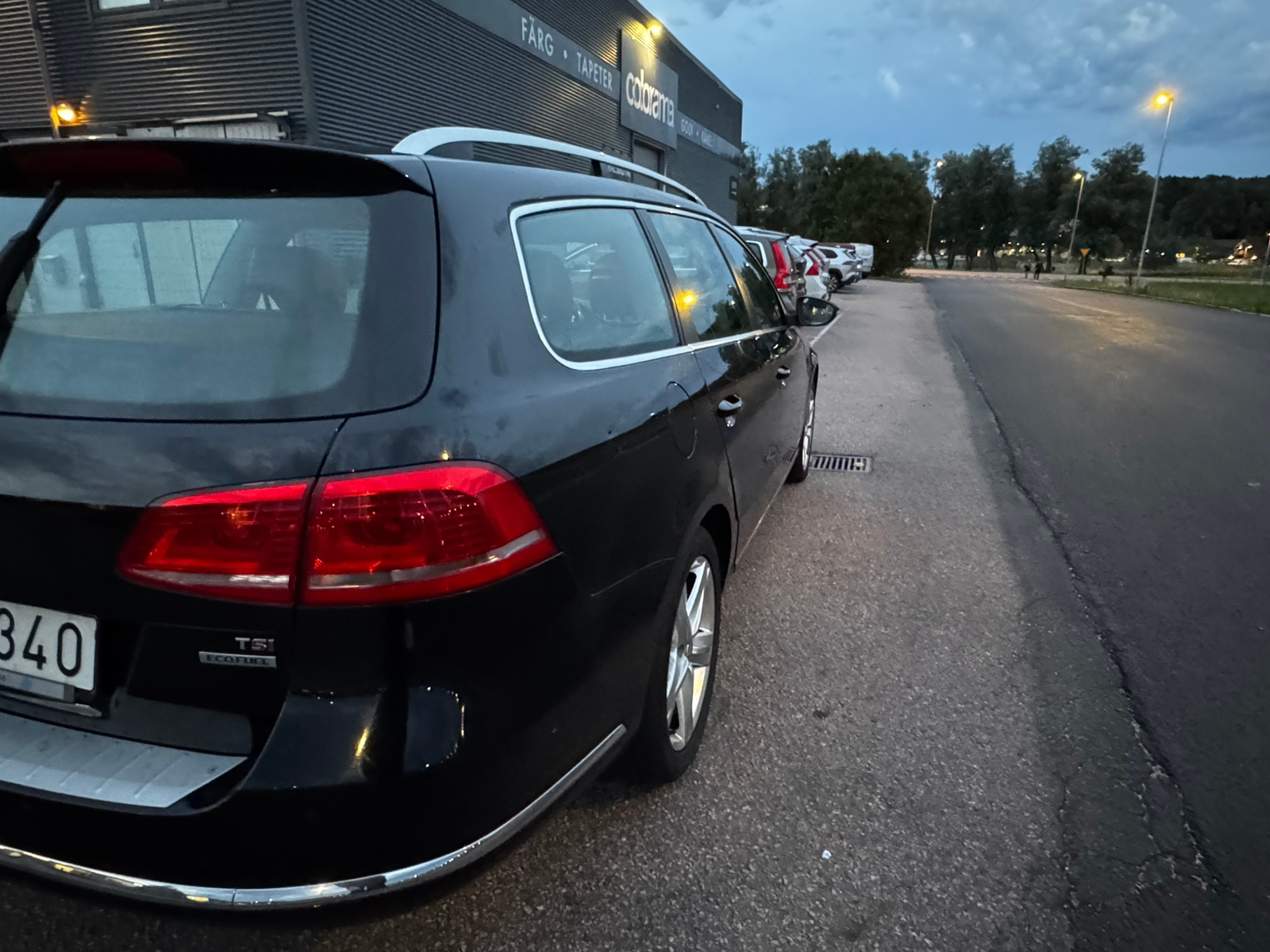Volkswagen Passat 2011, bild 6/9