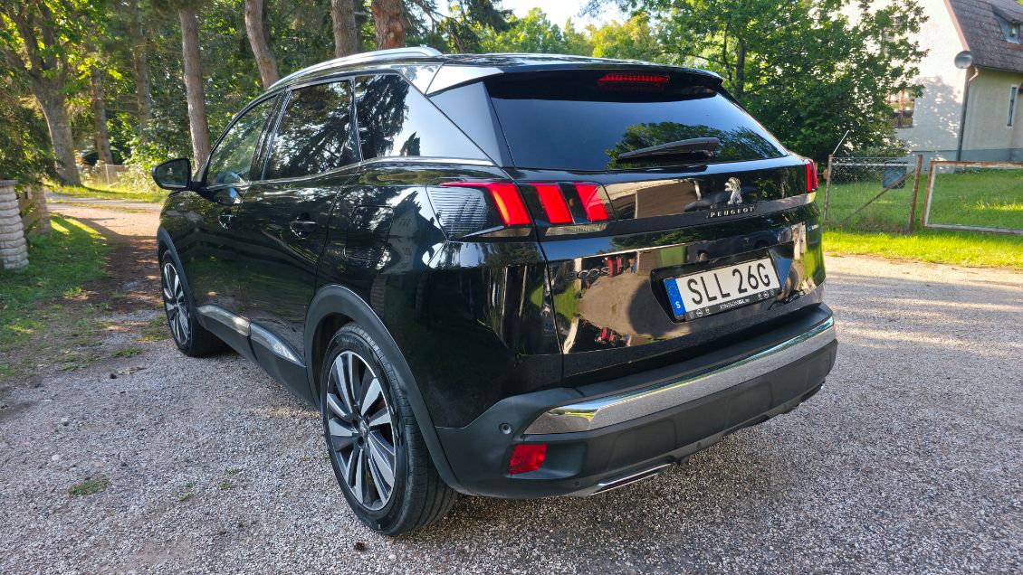 Peugeot 3008 GT HYBRID4 EAT 2019, photo 3/5