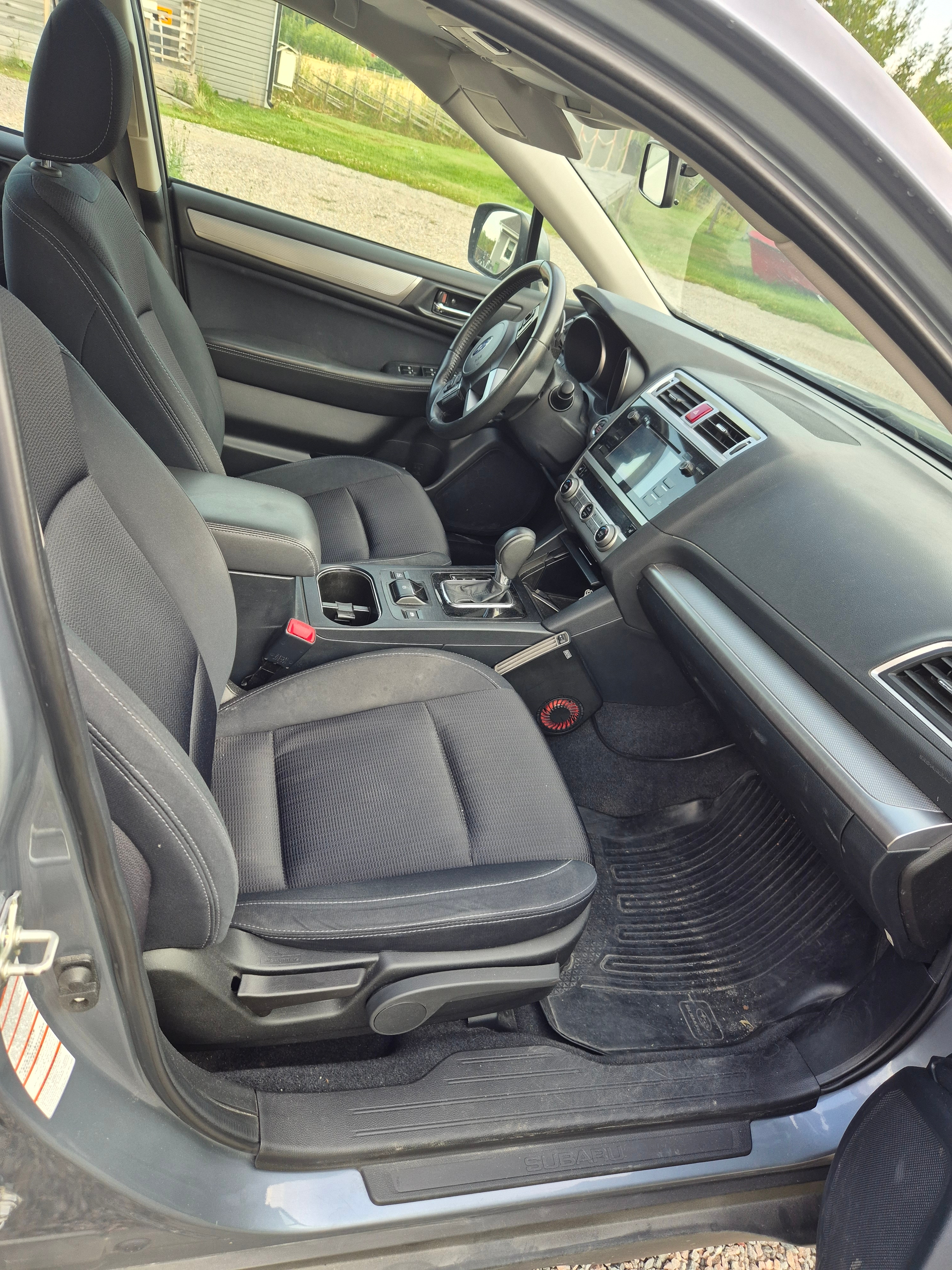 Subaru Outback 2.0 4WD Lineartronic 2016, bild 5/9