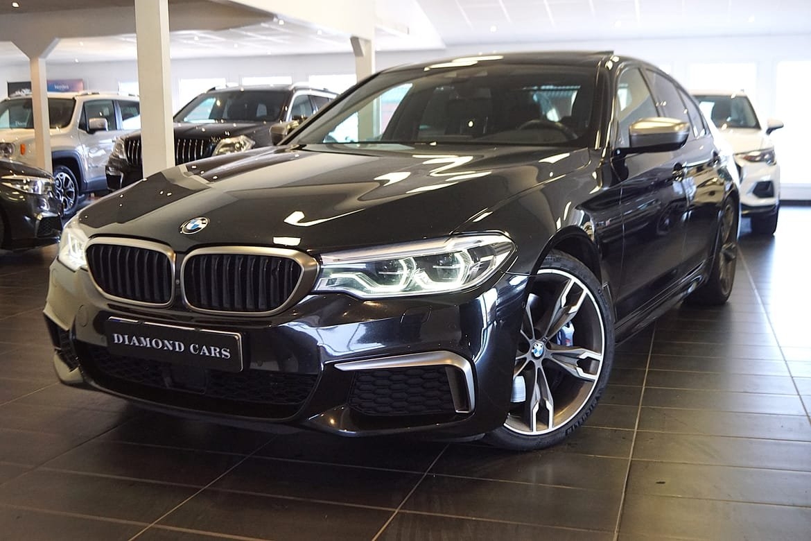 BMW M550i