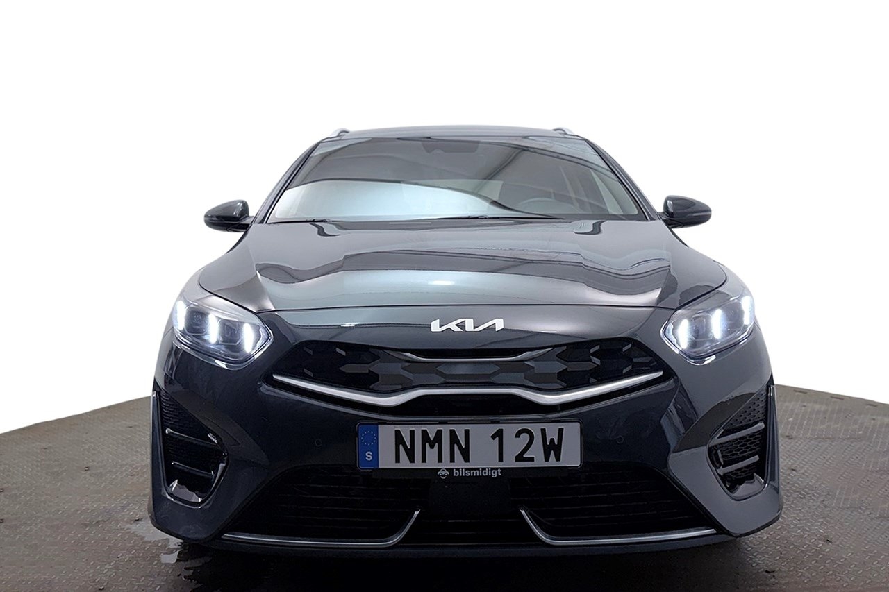Kia Ceed SW Plug-in Advance Plus Läder 2024, bild 3/10