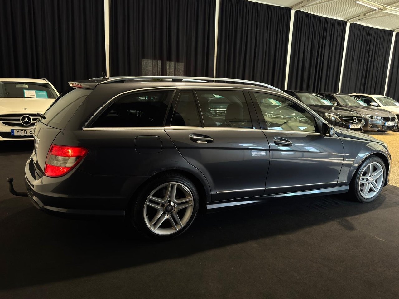 Mercedes-Benz C 2009, kuva 4/10