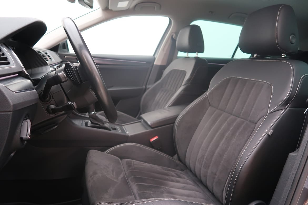 Skoda Superb 2.0 TDI 4x4 DSG 2022, bild 4/10