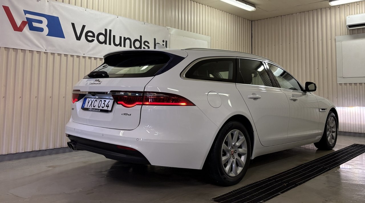 Jaguar XF 2019, bild 3/10