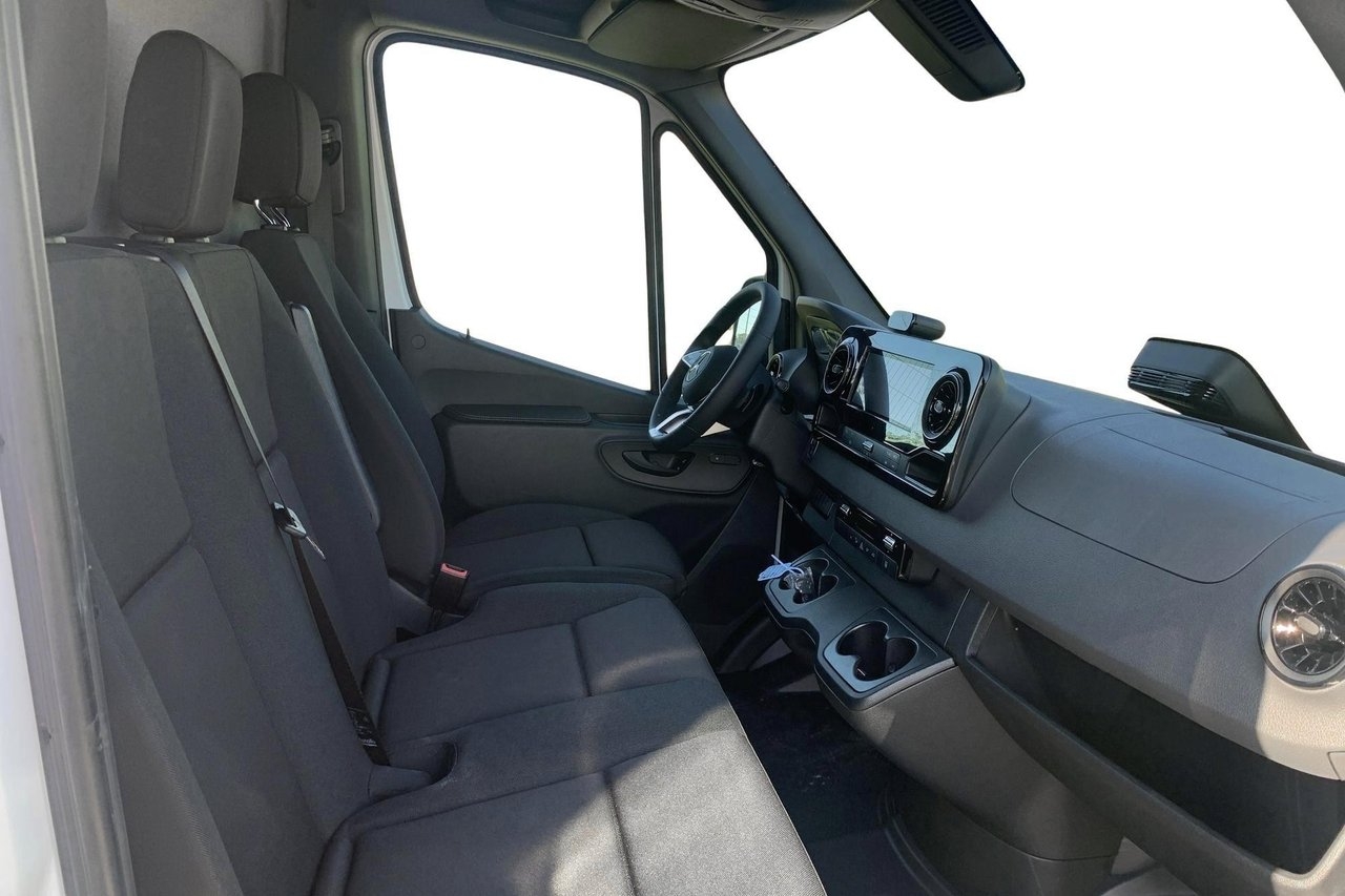 Mercedes-Benz Sprinter 2027, bild 4/11
