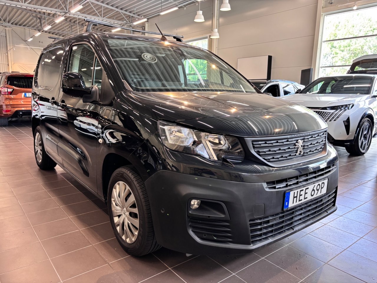Peugeot Partner 2019, kuva 7/10