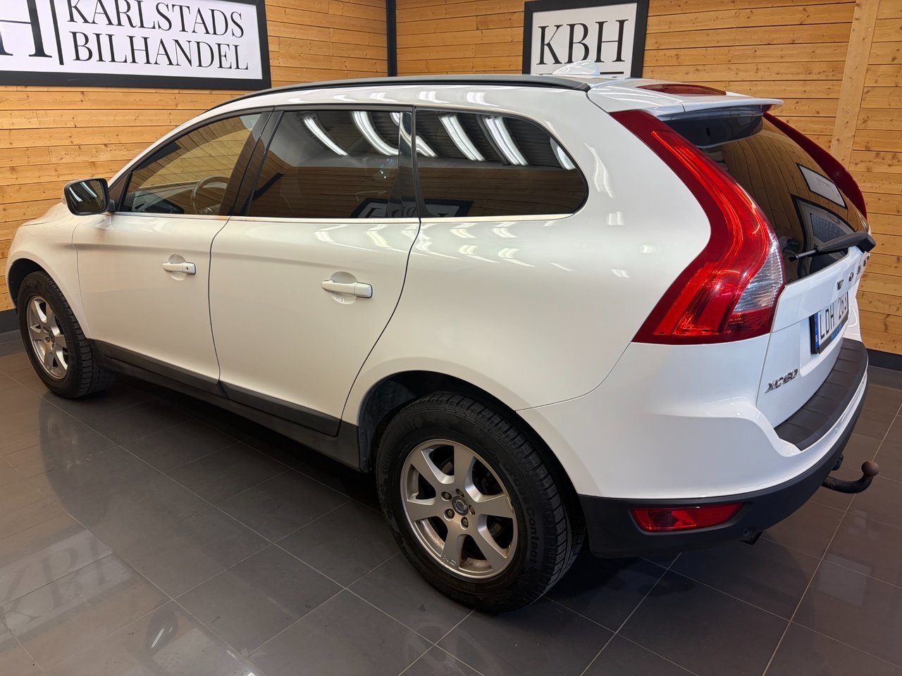 Volvo XC60 D3 Momentum Euro 5 2011, bild 4/24