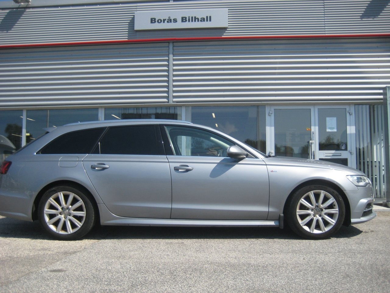 Audi A6 2017, photo 4/23