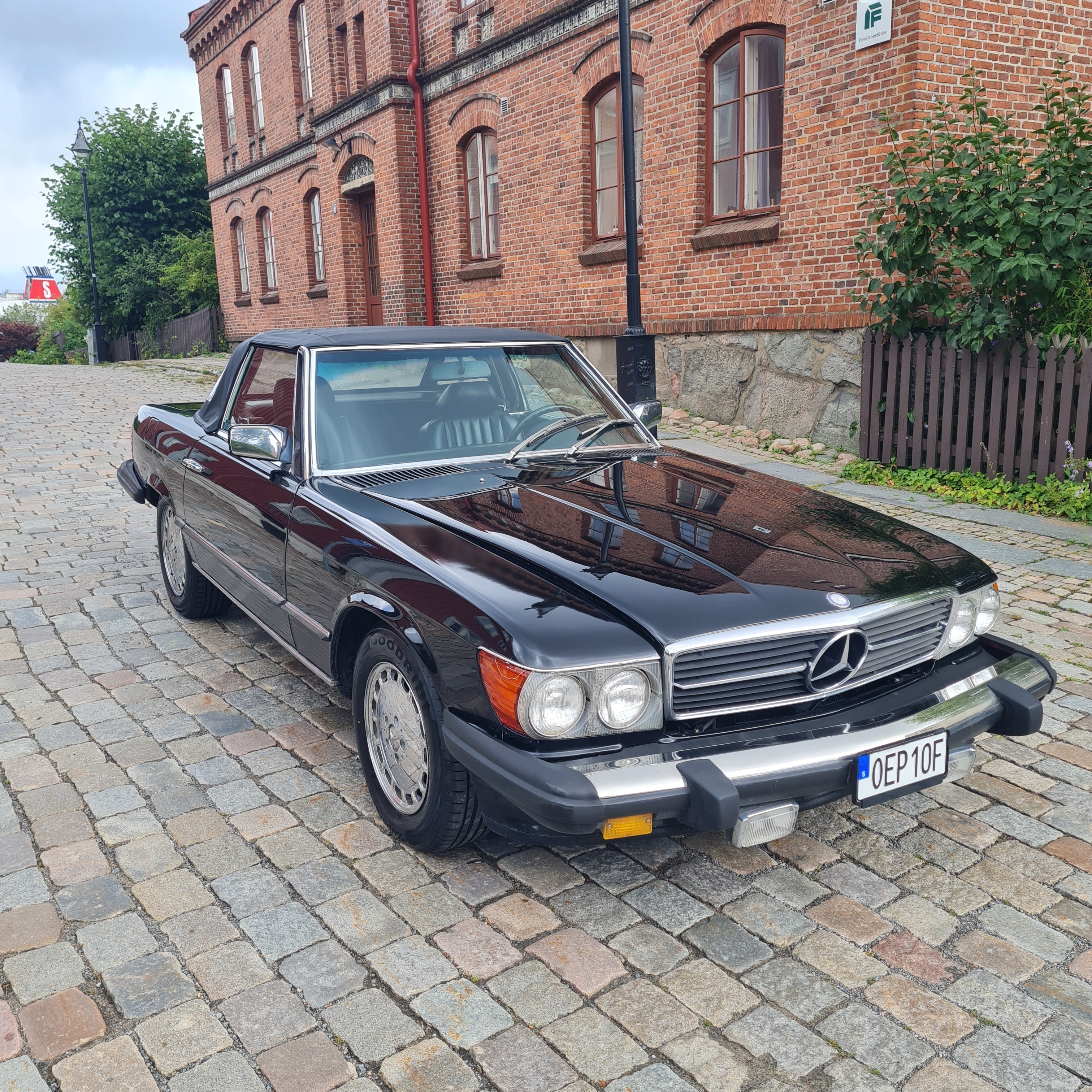 Mercedes-Benz 560