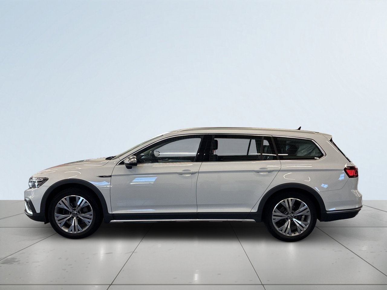 Volkswagen Passat 2021, bild 4/10