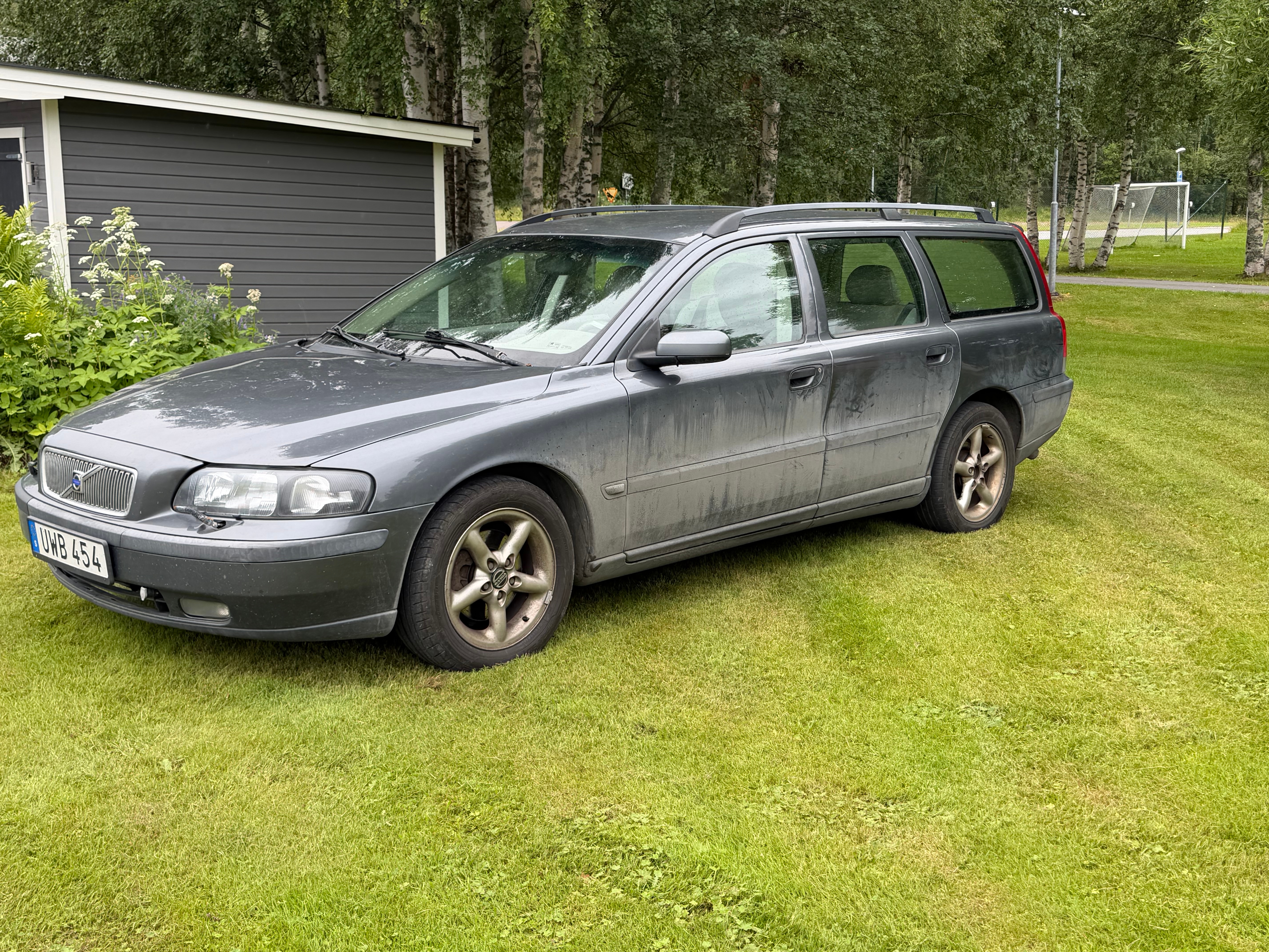 Volvo V70 2.4 Manuell 2004, kuva 2/7