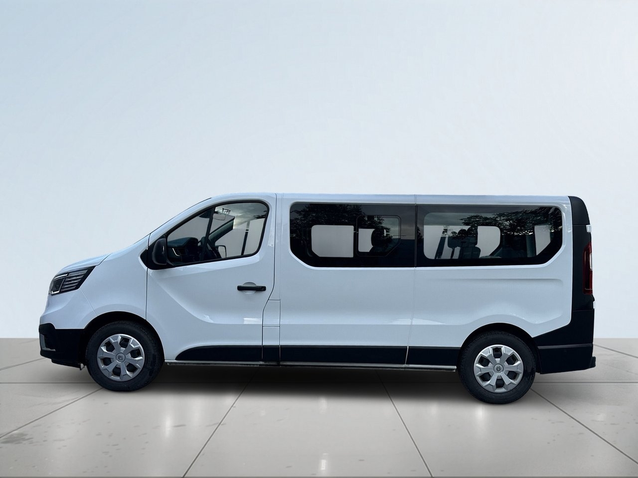 Renault Trafic 2024, photo 4/10