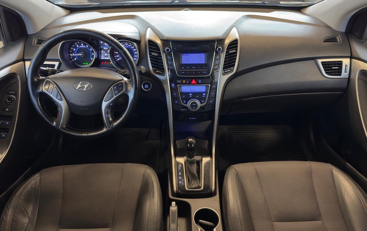 Hyundai i30 Kombi 1.6 GDI Business Drag 2013, bild 7/15