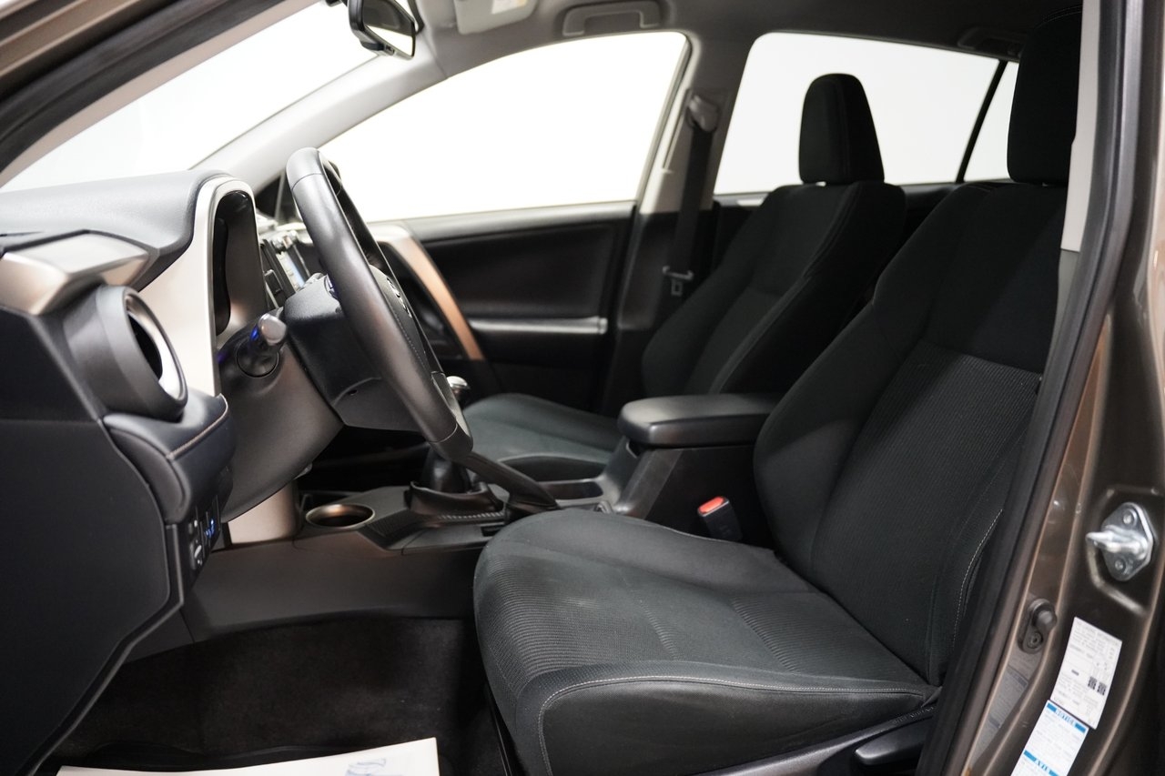Toyota RAV4 2014, bild 7/22