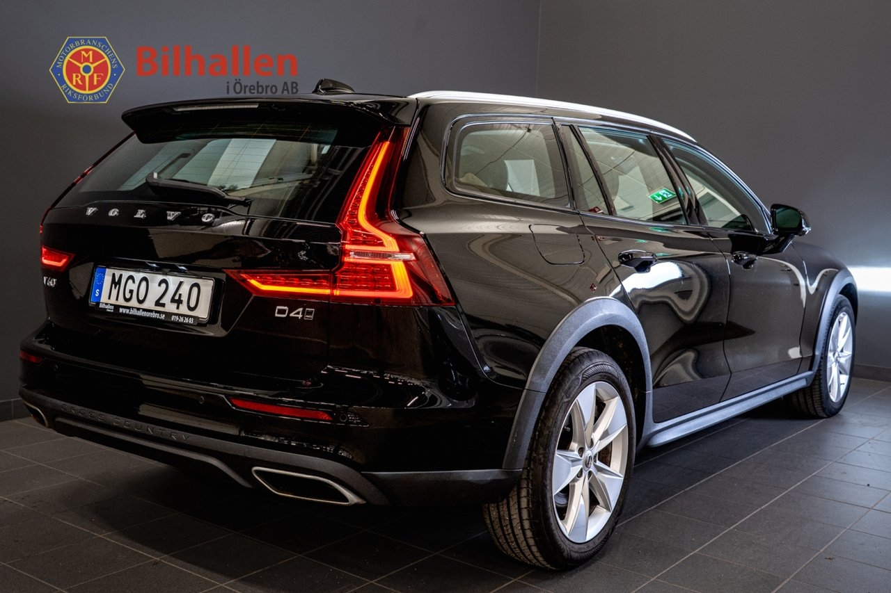 Volvo V60 Cross Country 2020, bild 4/23