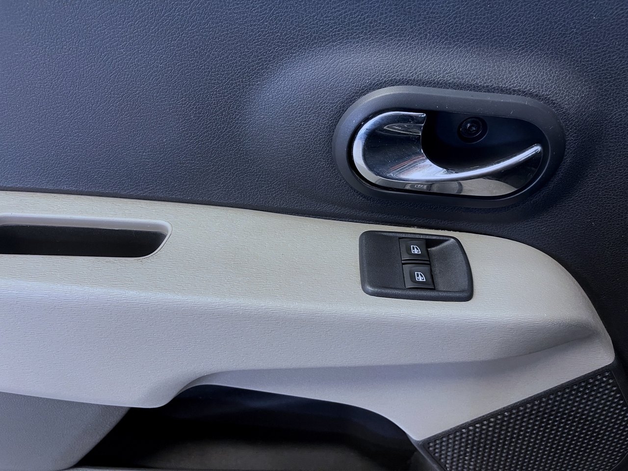 Dacia Lodgy 2013, bild 7/15
