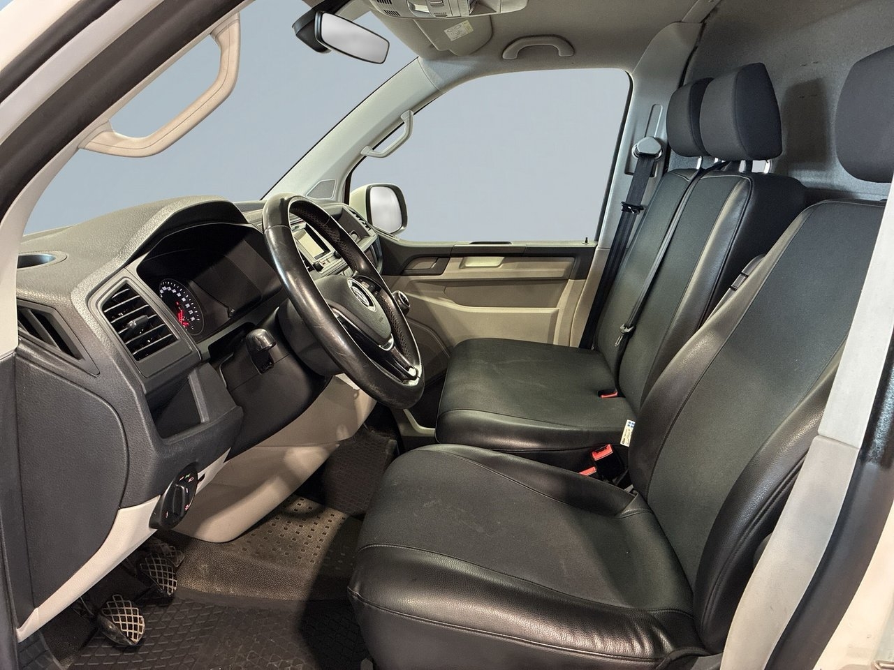 Volkswagen Transporter 2018, bild 7/10