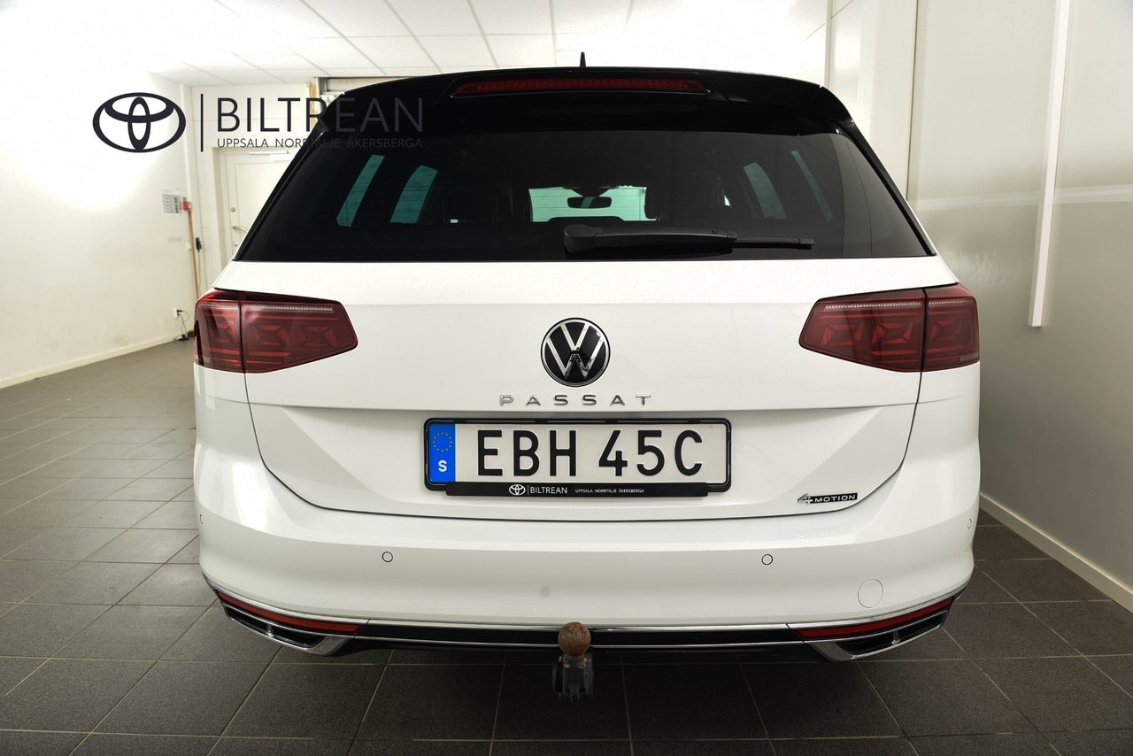 Volkswagen Passat 2022, photo 4/19