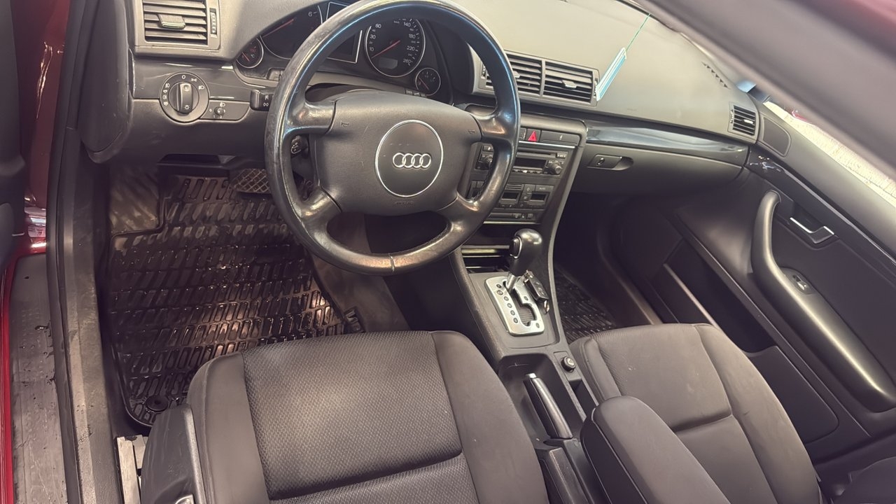 Audi A4 Sedan 1.8 T Multitronic, 163hk 2004, kuva 7/10