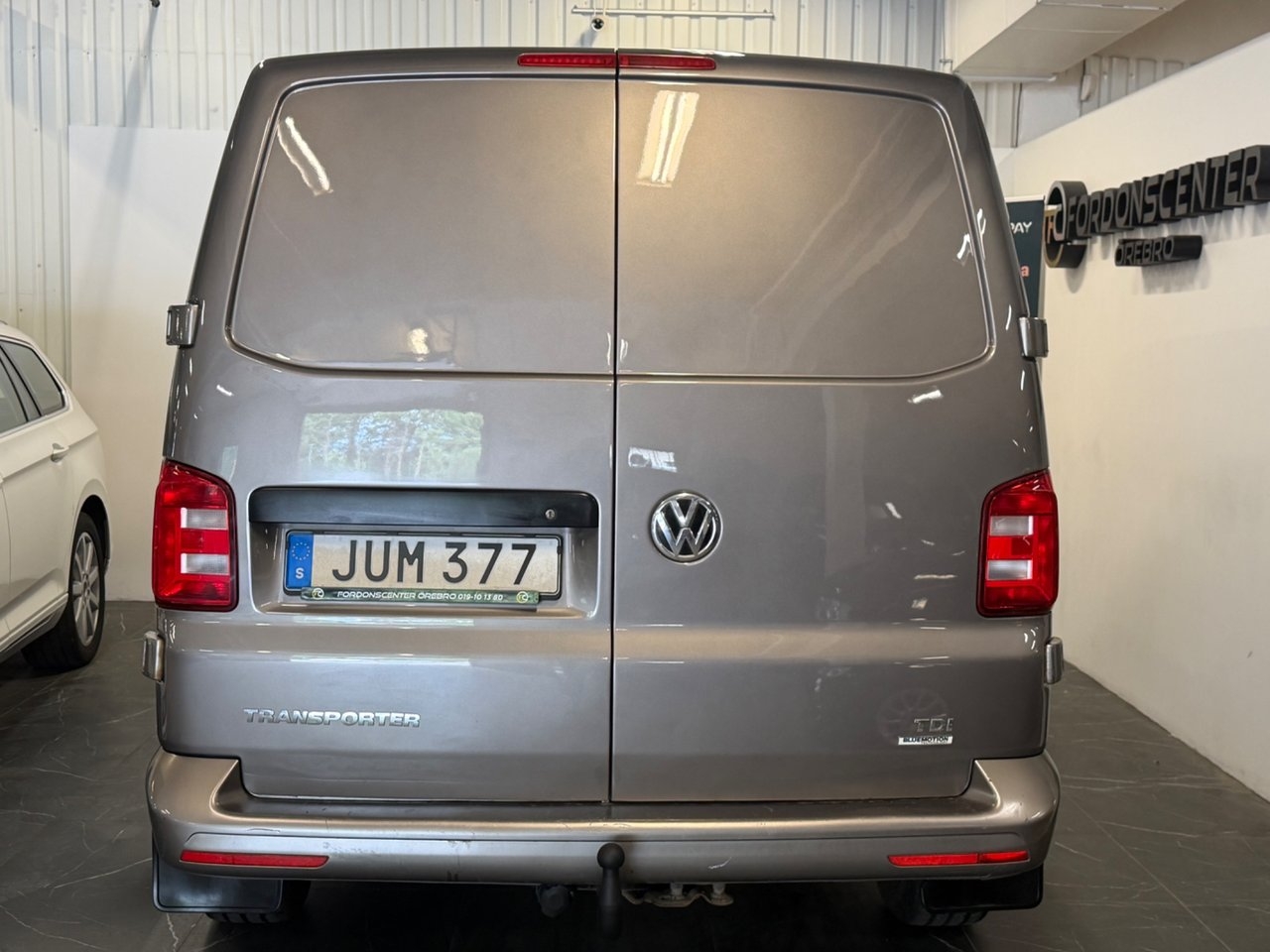 Volkswagen Transporter T28 2.0 TDI BMT 2016, bild 6/10