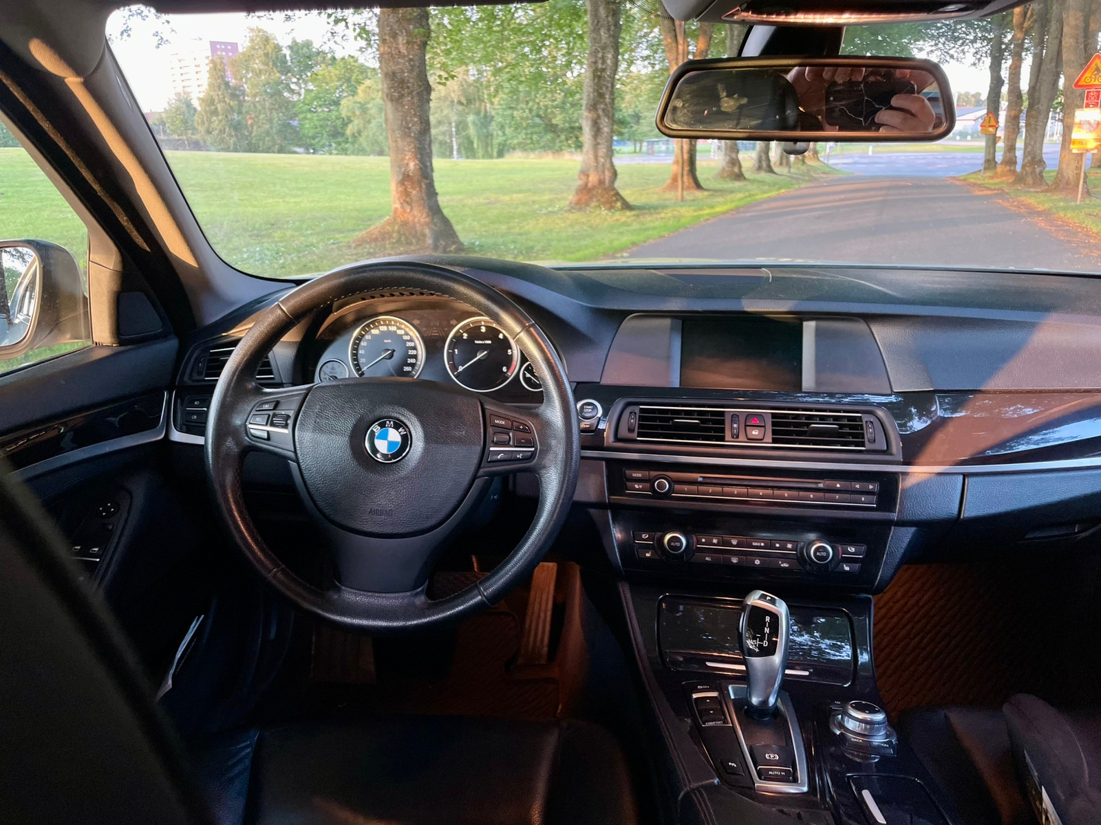 BMW 520 d 1 ägare lågmil 2012, bild 7/18