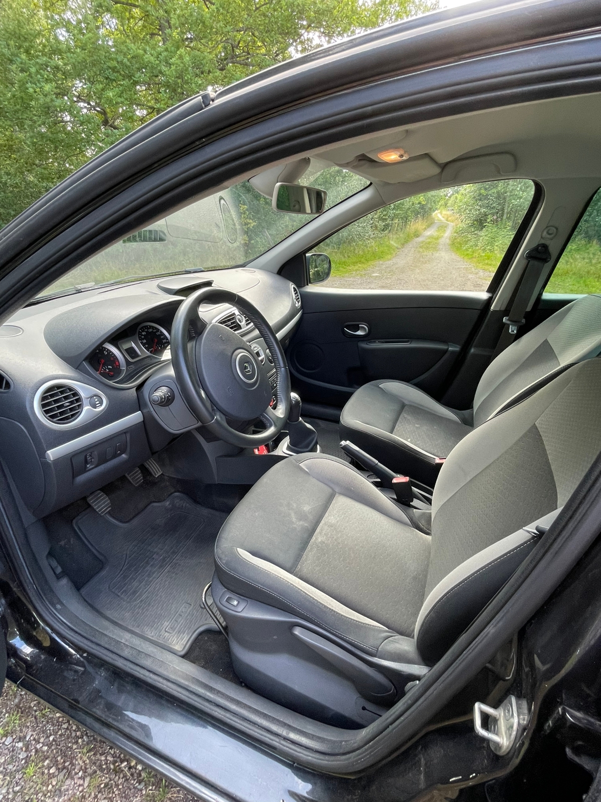 Renault Clio 2011, kuva 4/7