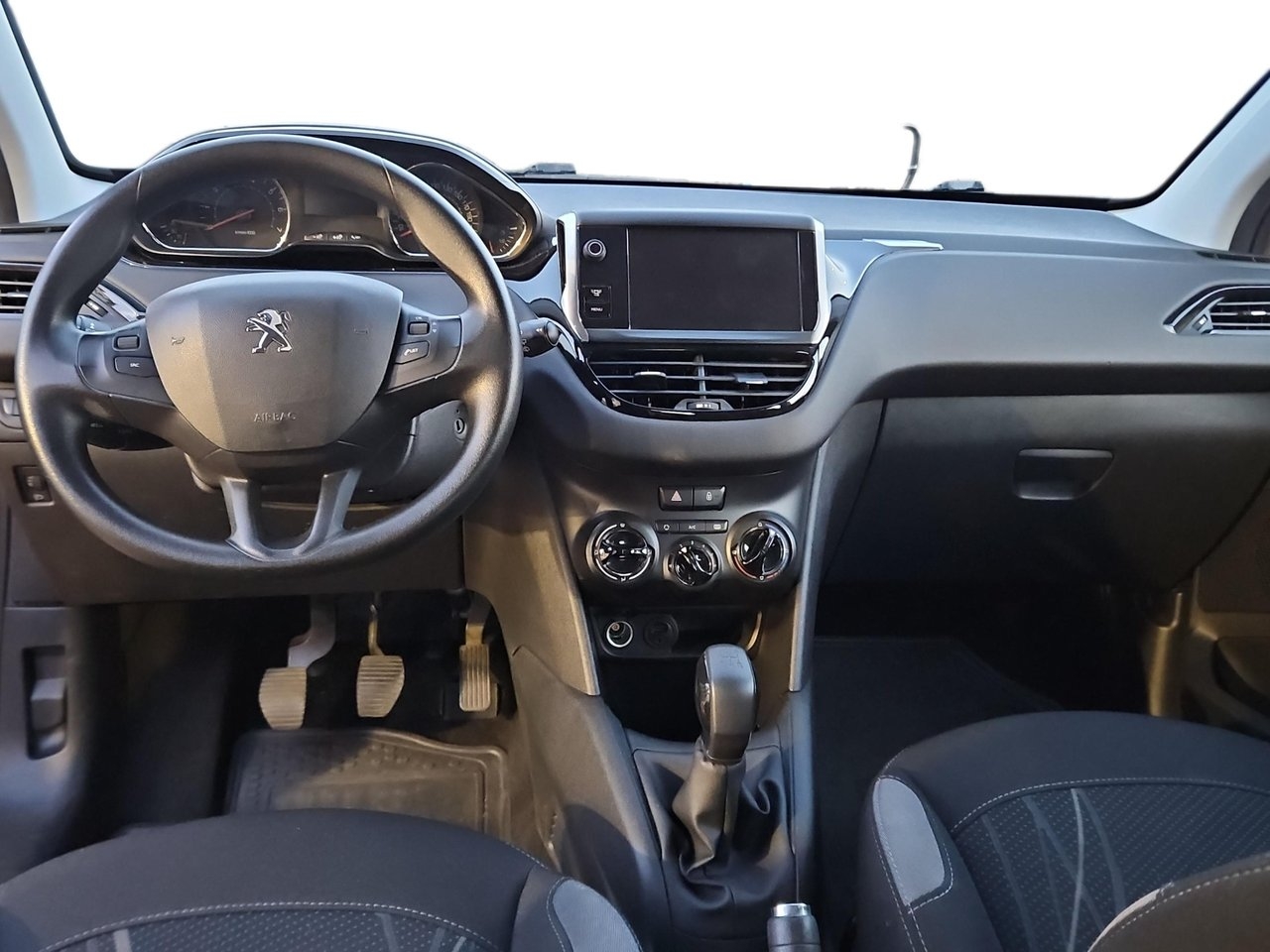 Peugeot 208 5-dörrar 1.2 VTi 82hk 2013, bild 5/8