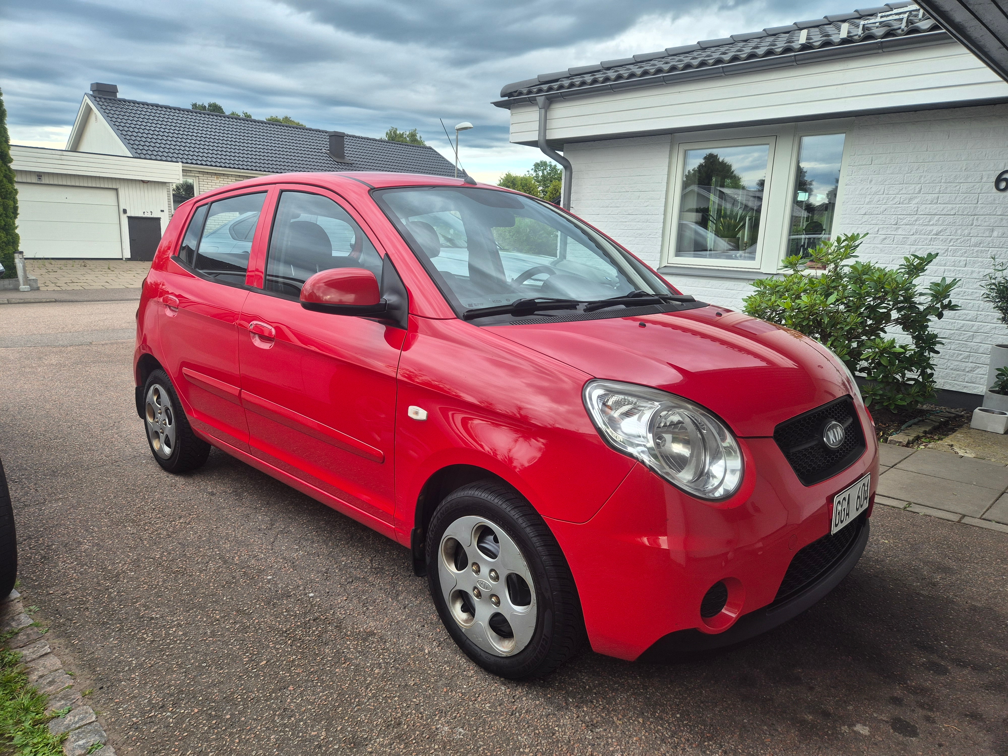 Kia Picanto 1.1 Manuell 2010, bild 2/5