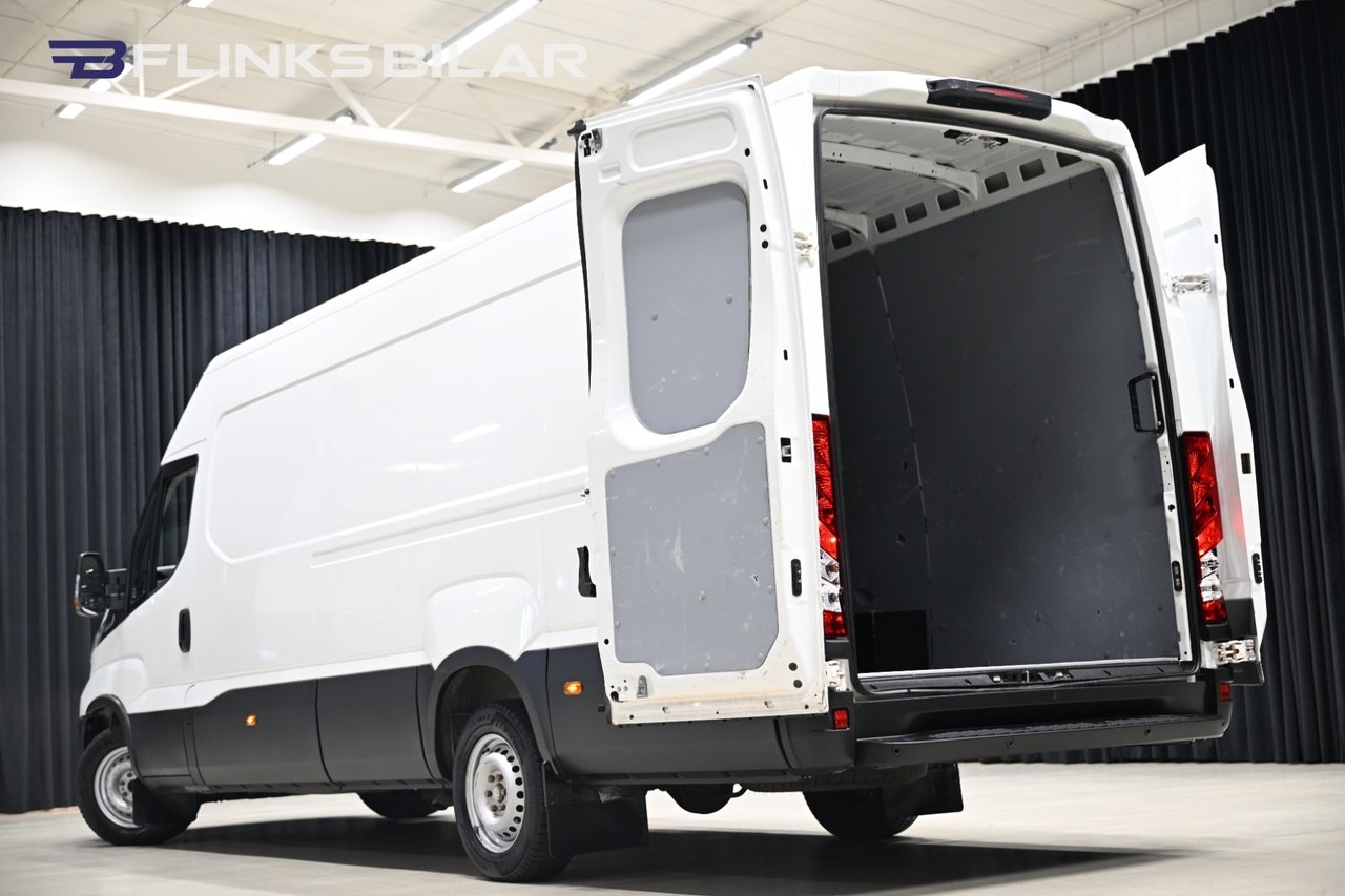 Iveco Daily 136HK L3H2 Automat 2023, bild 5/22