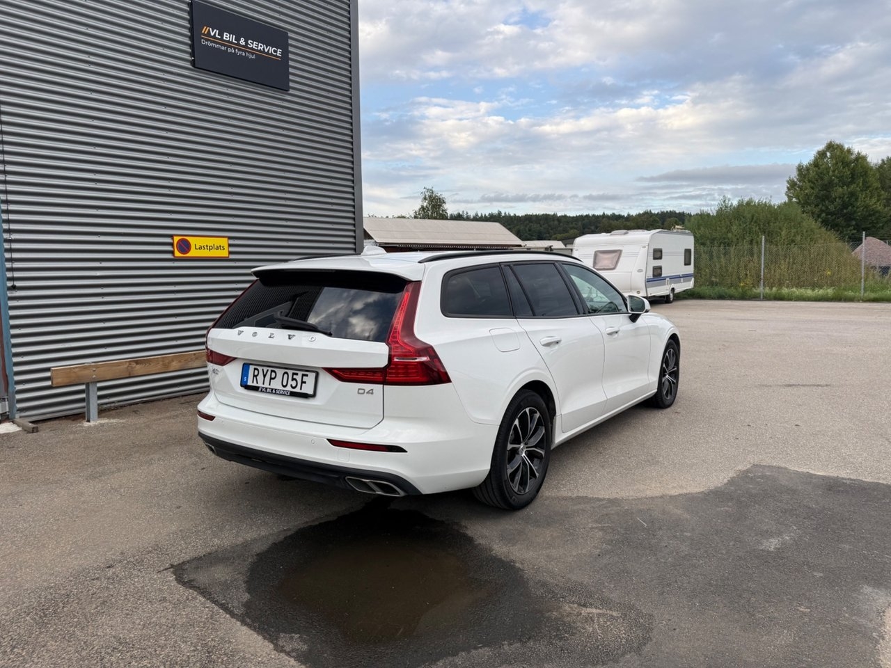 Volvo V60 D4 Geartronic 2020, bild 2/10