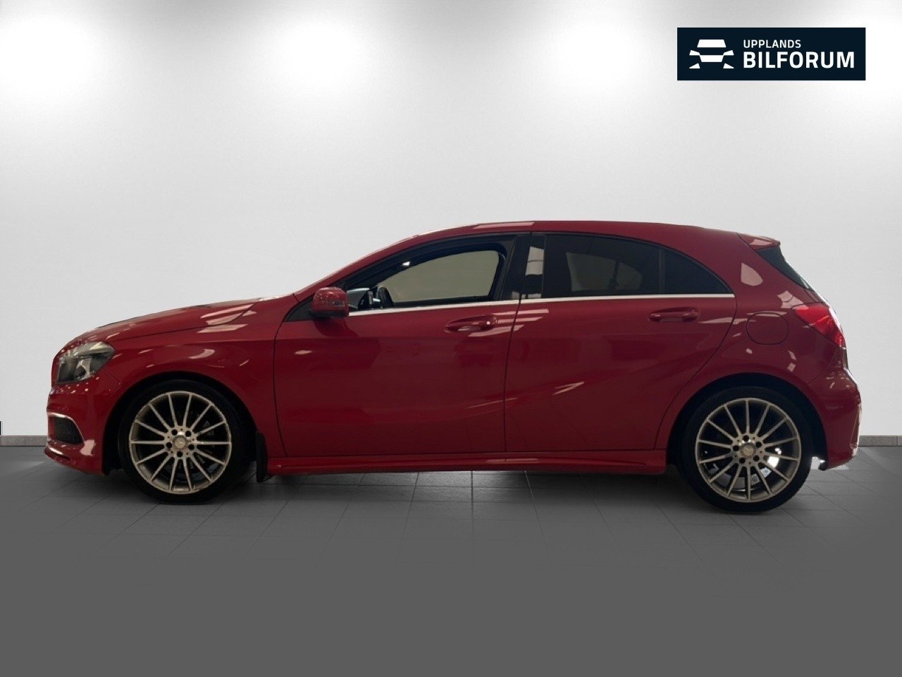 Mercedes-Benz A 180 AMG Line Aut 2014, bild 4/10