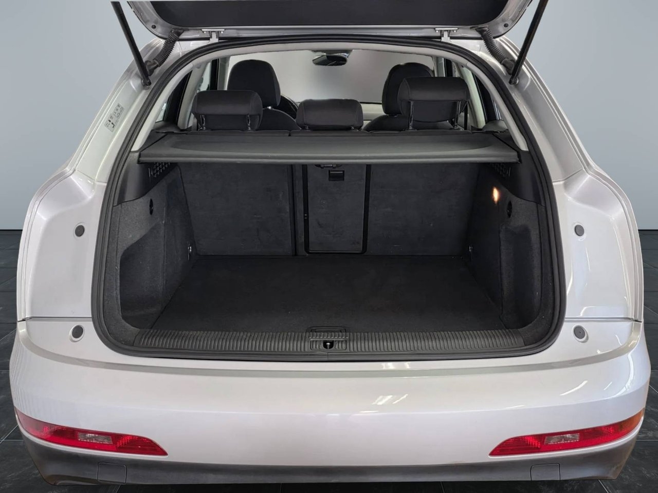 Audi Q3 2012, kuva 5/10